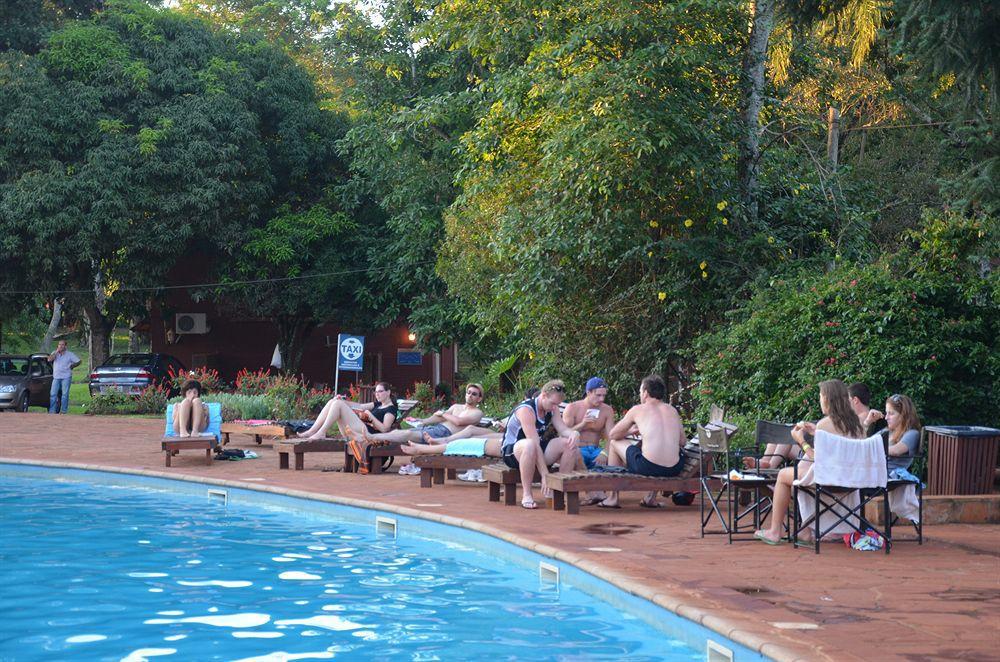 Iguazu Inn Hostel Пуерто-Іґуасу Екстер'єр фото