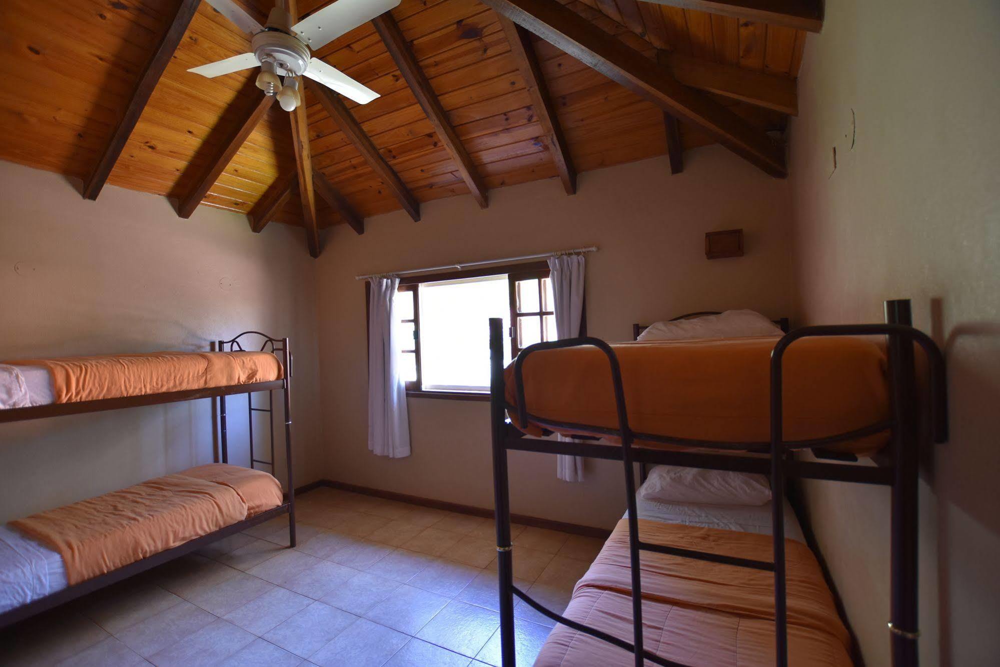Iguazu Inn Hostel Пуерто-Іґуасу Екстер'єр фото