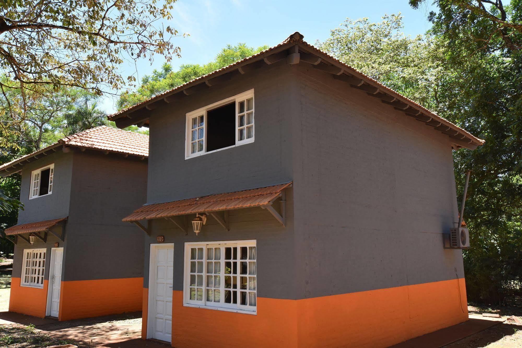 Iguazu Inn Hostel Пуерто-Іґуасу Екстер'єр фото